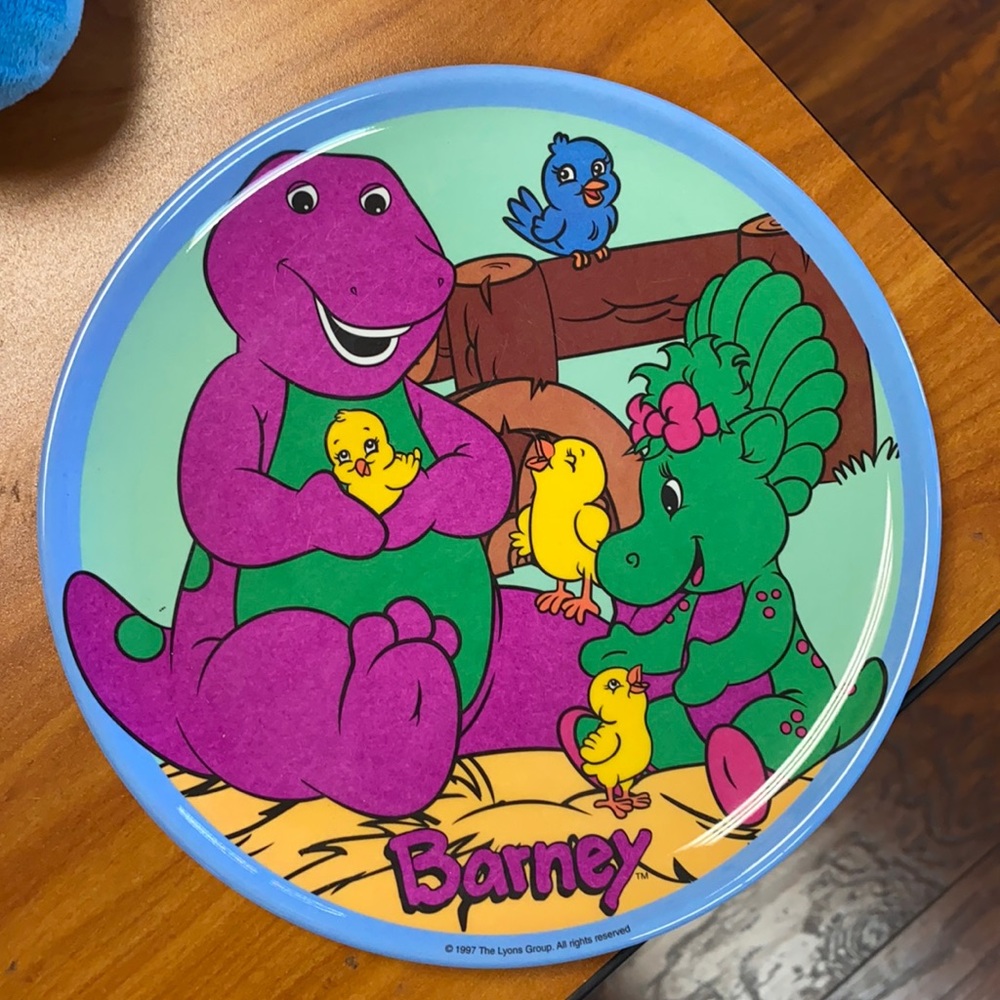 1997 Barney and baby Bop plastic plate